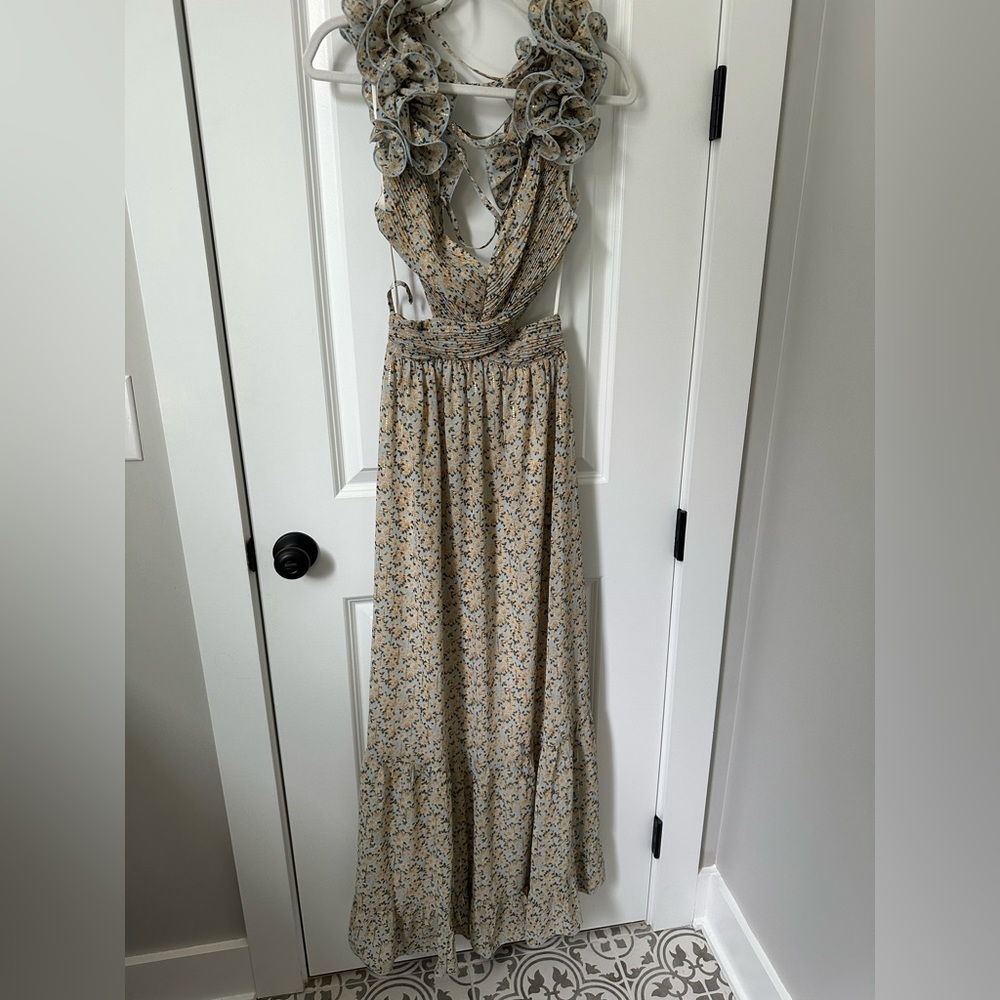 Maxi cutout dress with tied up back - size xs